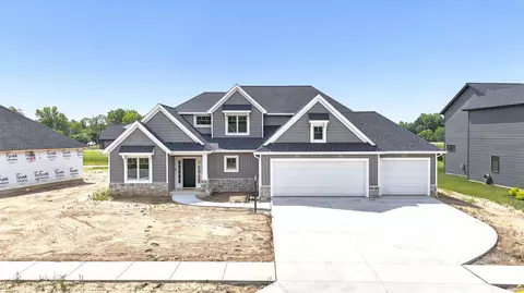 357 Keltic Pines Blvd, Huntertown, IN 46748