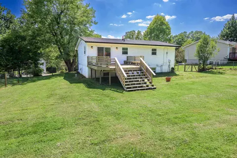 Exterior - 1423 E Dunstan Dr, Bloomington, IN 47401 photo 7 of 8