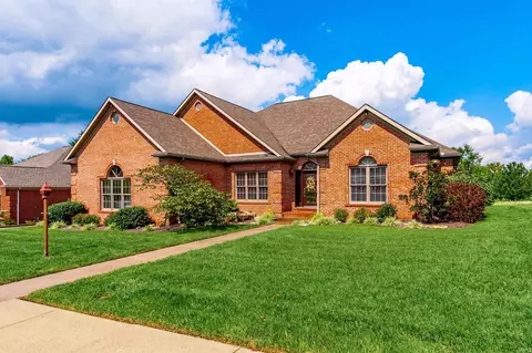 2028 Duffers Ln, Evansville, IN 47725