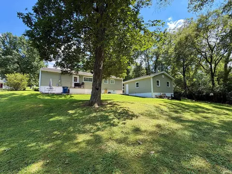 Exterior - 229 White Ln, Bedford, IN 47421 photo 6 of 9