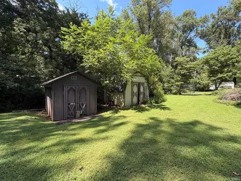 Exterior - 229 White Ln, Bedford, IN 47421 photo 8 of 9