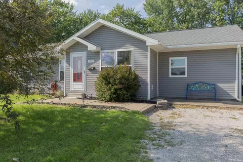 2127 W Buena Vista Rd, Evansville, IN 47720