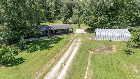 10116 W Polk Rd, Lexington, IN 47138