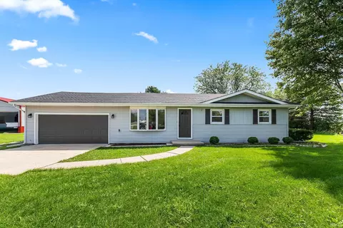 21722 N State Road 101, Woodburn, IN 46797