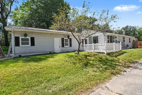23846 Eastgate Ave, Elkhart, IN 46516
