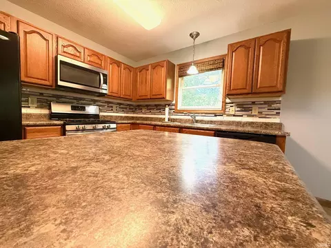 Kitchen - 8767 S Ketcham Rd, Bloomington, IN 47403 photo 3 of 8