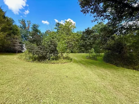 Exterior - 8767 S Ketcham Rd, Bloomington, IN 47403 photo 14 of 17