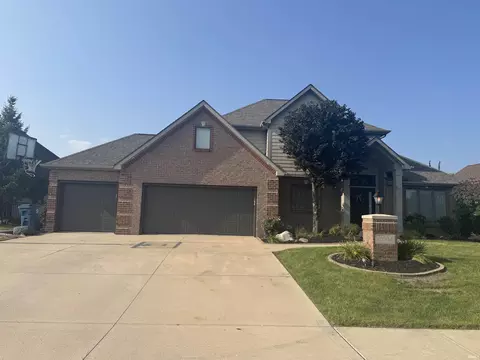 12004 Fairway Winds Ct, Fort Wayne, IN 46814