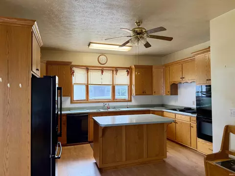 Kitchen - 525 E Franklin St, Delphi, IN 46923 photo 3 of 3