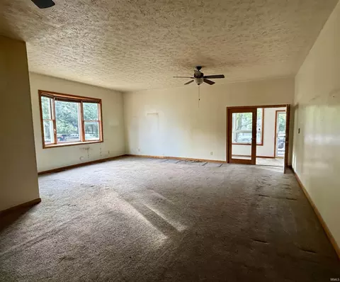 Living - 525 E Franklin St, Delphi, IN 46923 photo 2 of 2