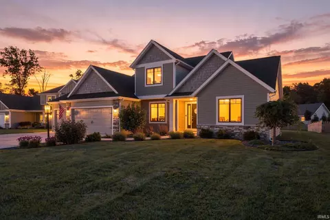 7474 Claypool Xing, Fort Wayne, IN 46835