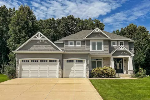 54531 Pierre Trails Dr, Osceola, IN 46561