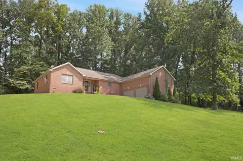 11226 Vixen Dr, Evansville, IN 47712