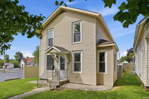 314 S Line St, Columbia City, IN 46725