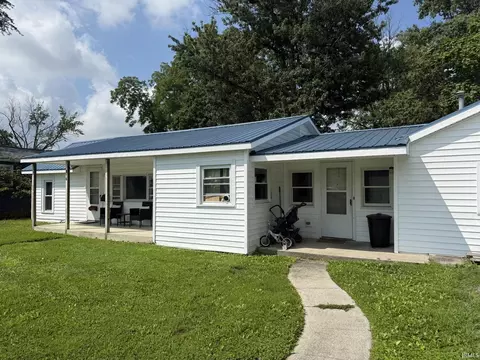 816 S Williams St, Bluffton, IN 46714