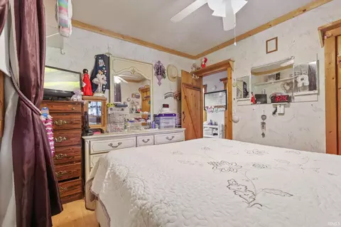 Bedroom - 1222 Wpa Rd, Mitchell, IN 47446 photo 5 of 5