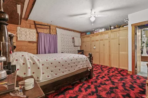 Bedroom - 1222 Wpa Rd, Mitchell, IN 47446 photo 2 of 5