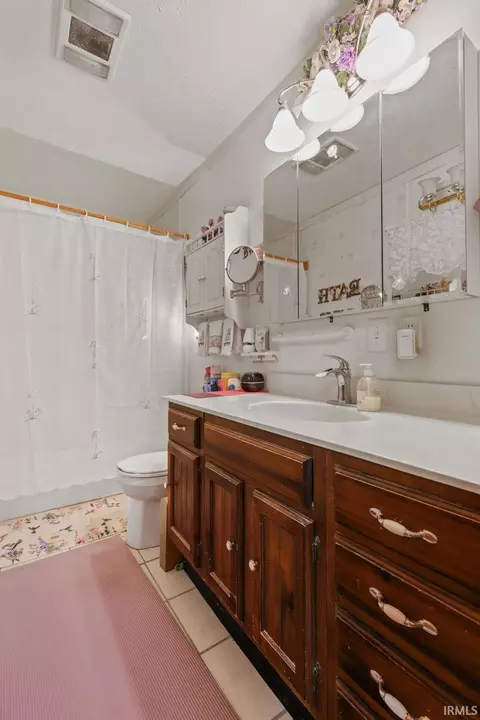 Bath - 1222 Wpa Rd, Mitchell, IN 47446 photo 4 of 4