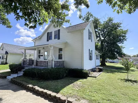 325 W 13th St, Peru, IN 46970