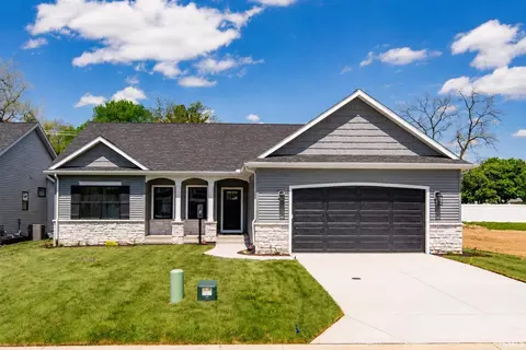 18597 Bracken Fern Ct, South Bend, IN 46637