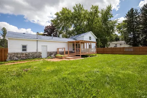 Exterior - 107 E Sunset Dr, Bourbon, IN 46504 photo 4 of 6
