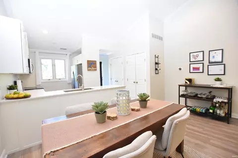 Dining - 1830 Eagle Bay Dr, Bloomington, IN 47401 photo 1 of 1