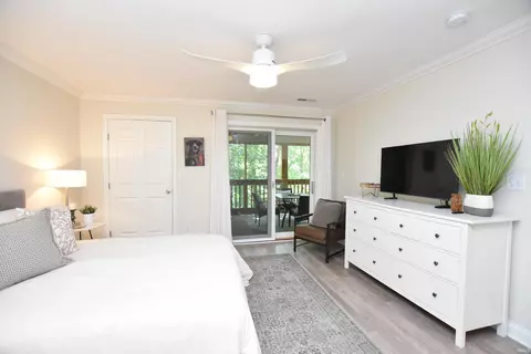 Bedroom - 1830 Eagle Bay Dr, Bloomington, IN 47401 photo 3 of 5