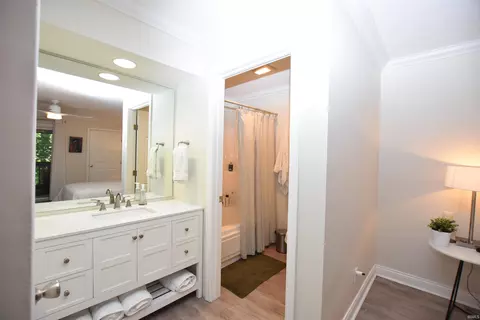 Bath - 1830 Eagle Bay Dr, Bloomington, IN 47401 photo 1 of 2