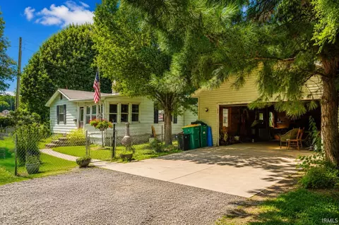 1501 Panama St, Mishawaka, IN 46544