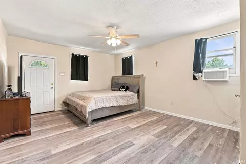 Bedroom - 601 S 9th St, Mitchell, IN 47446 photo 4 of 4