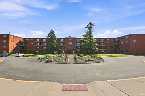2927 Westbrook Dr #B212, Fort Wayne, IN 46805