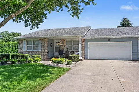 152 Oakmont Dr, Bremen, IN 46506