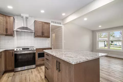 Kitchen - 756 E John St, Nappanee, IN 46550 photo 2 of 3