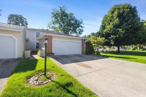 3641 Kirkwood Ct, Elkhart, IN 46514
