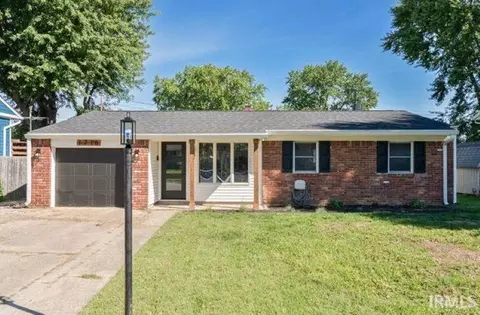 1716 Oakhill Rd, Kokomo, IN 46902
