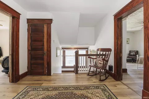 Entry Way - 1007 E Main St, Muncie, IN 47305 photo 7 of 9