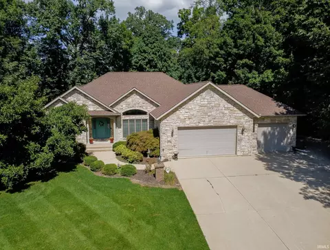 2664 Harmony Ct, Winona Lake, IN 46590