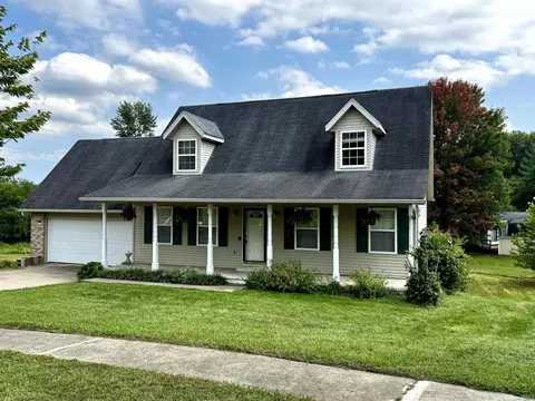 1213 W Woodhill Dr, Bloomington, IN 47403