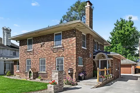 1713 Wilber St, South Bend, IN 46628