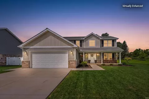 1301 N Wild Pine Dr, Yorktown, IN 47396