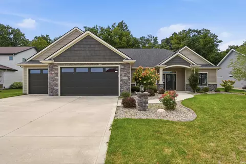 2906 Leon Cv, Fort Wayne, IN 46845