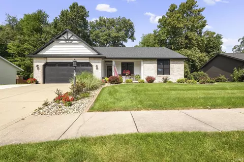 1006 Hidden Meadow Ln, Middlebury, IN 46540