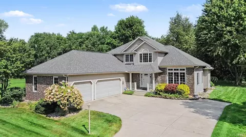 3608 Oak Ridge Dr, Elkhart, IN 46517