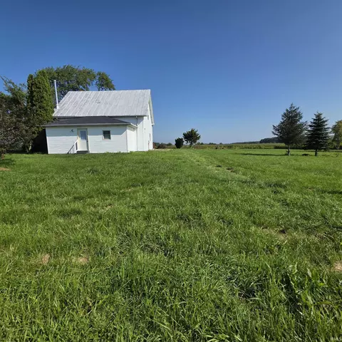 4990 W 400 N Rd, Winchester, IN 47394