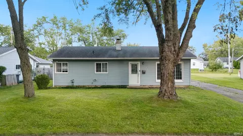 7323 Avalon Dr, Fort Wayne, IN 46819