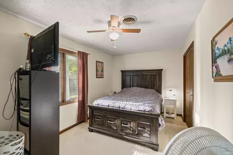 Bedroom - 115 Hel Mar Dr, Mitchell, IN 47446 photo 1 of 4