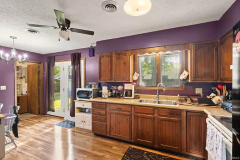 Kitchen - 115 Hel Mar Dr, Mitchell, IN 47446 photo 3 of 7