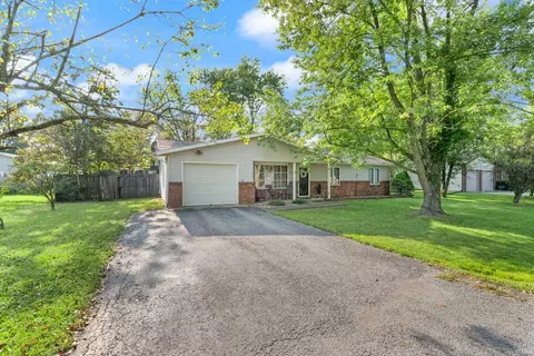 Exterior - 115 Hel Mar Dr, Mitchell, IN 47446 photo 2 of 8
