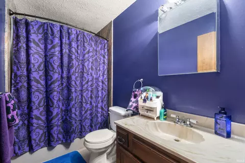 Bath - 115 Hel Mar Dr, Mitchell, IN 47446 photo 1 of 1