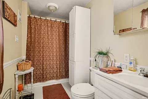 Bath - 30798 Oakcrest Dr, Granger, IN 46530 photo 1 of 2